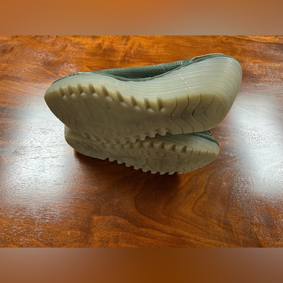 Fly London Yala' Perforated Leather Sandals - Picture 6 of 12